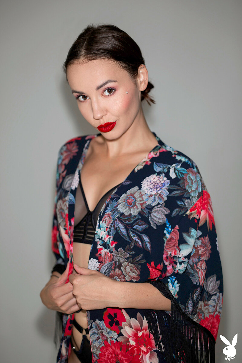 Ангелина, 39